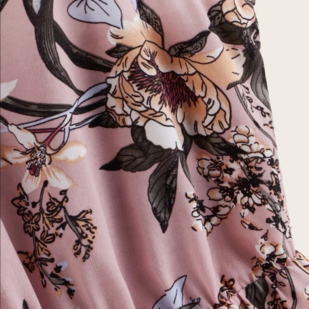 SHEIN: Size XL Beautiful Boho Floral Pink Romper - Picture 8 of 11